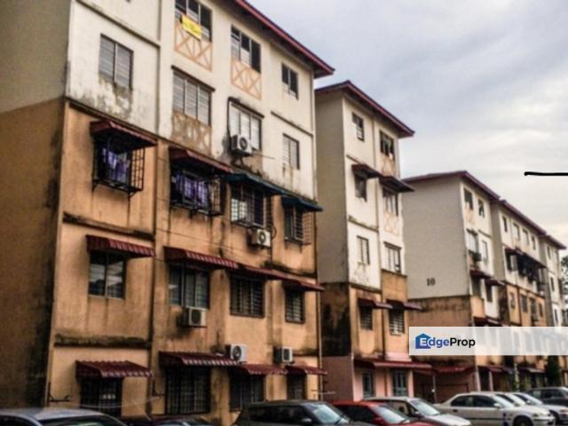 Flat for sale in Petaling, Subang Jaya