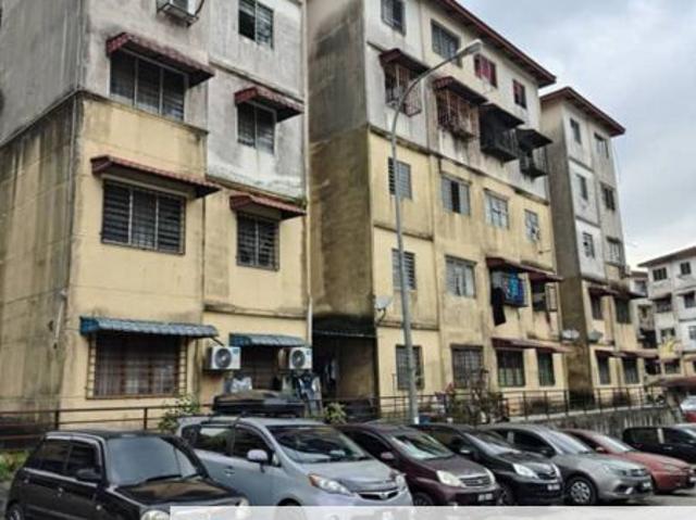 Flat for sale in Petaling, Subang Jaya