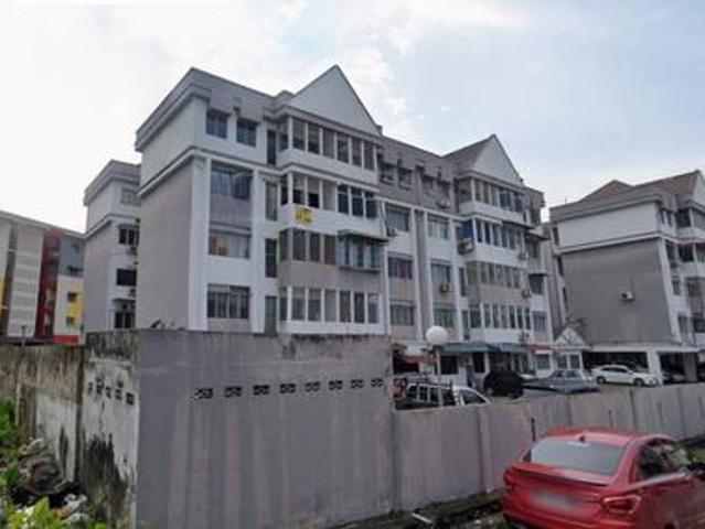 Apartment for sale in Petaling, Damansara Damai