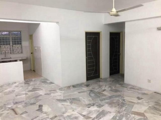 Apartment for sale in Kajang, Langat