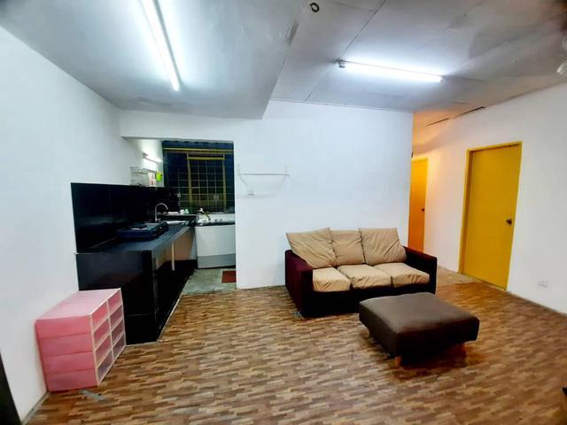 Apartment for sale in Petaling, Damansara Damai