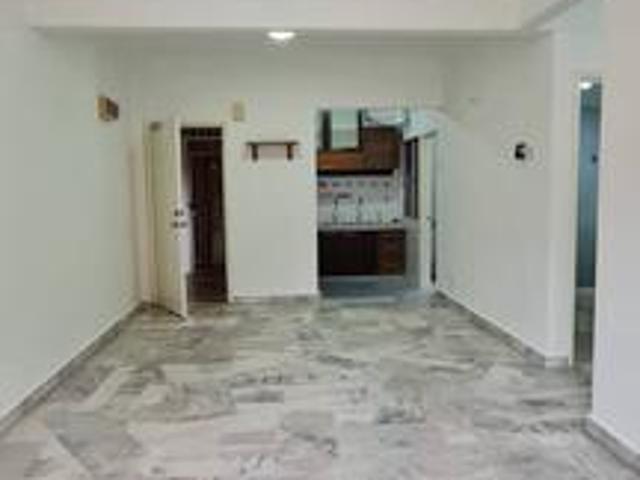 Condominium for sale in Petaling, Subang Jaya
