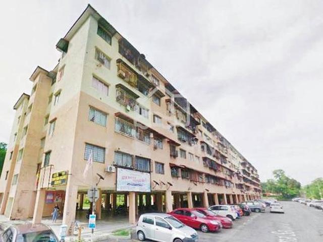 Flat for sale in Kajang, Langat