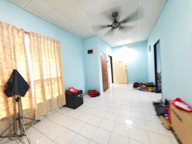 Flat for sale in Petaling, Subang Jaya
