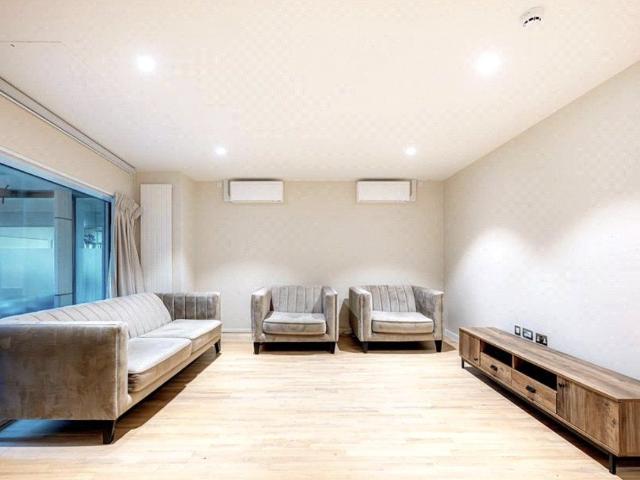 Apartment for rent in Holborn, Greater London