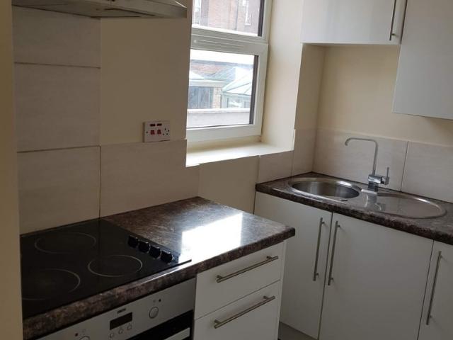 Apartment for rent in Abbey Park, Barton In Fabis