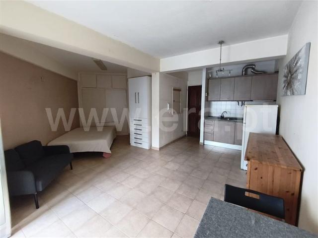 Apartamento alugar em Núcleo Urbano Histórico de Oeiras, Oeiras