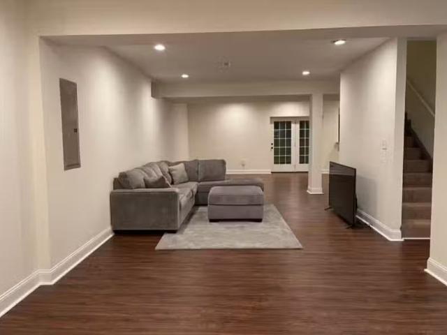 Condo for rent in Severn