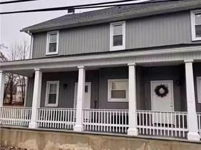 Condo for rent in Easton