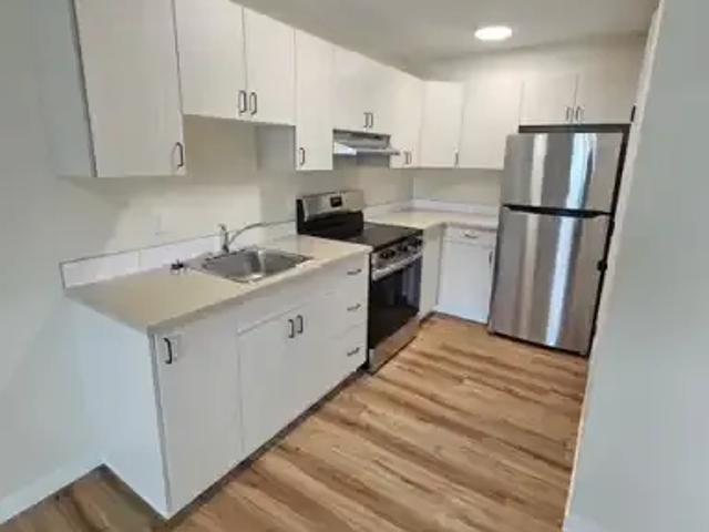 Apartment for rent in Lousana, Alberta