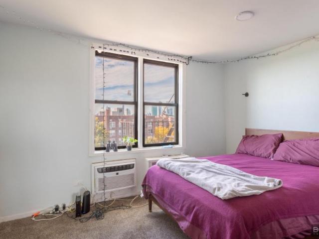 Apartment for sale in Queens, Arverne