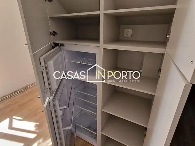 Estúdio alugar em Conjunto Urbano da Ribeira, Porto