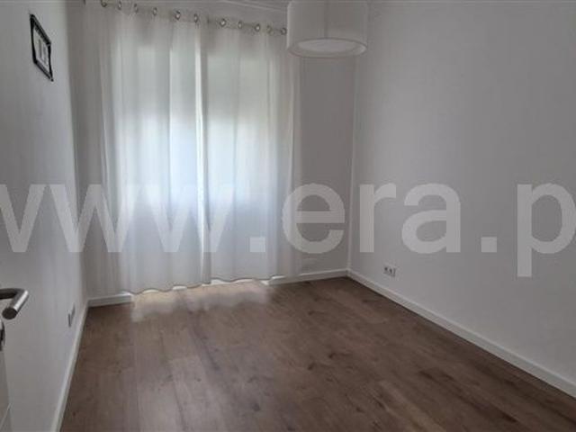 Apartamento alugar em Bairro da Serafina, Lisboa