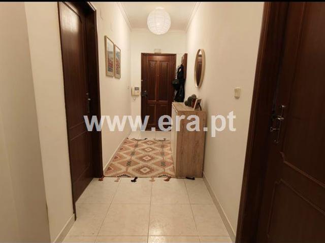 Apartamento alugar em Quinta Grande, Amadora
