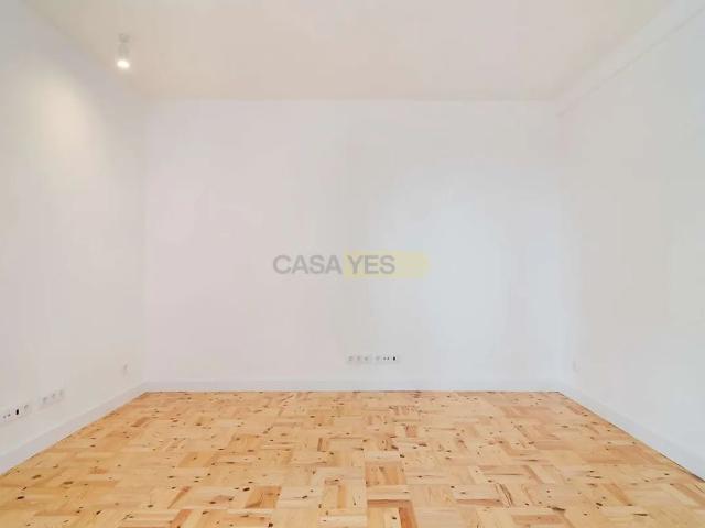 Apartamento alugar em Núcleo Urbano Histórico de Oeiras, Oeiras