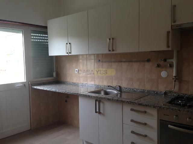 Apartamento alugar em Bairro Ferroviário, Barreiro