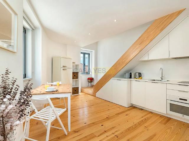 Apartamento alugar em São Francisco Xavier, Lisboa