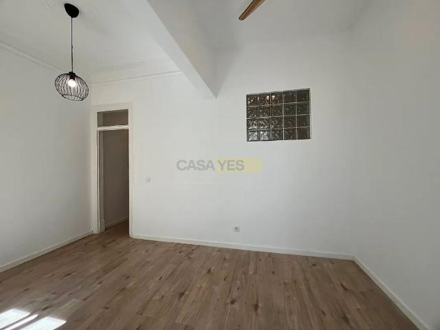 Apartamento alugar em Quinta do Cabrinha, Lisboa