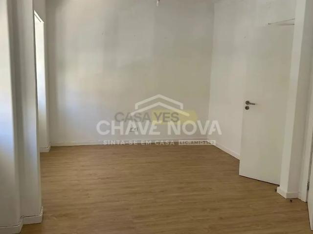 Apartamento alugar em Amoreiras, Lisboa