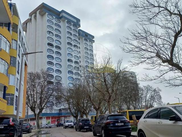 Apartamento alugar em Almada, Setúbal