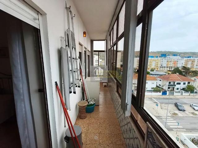 Apartamento alugar em Cova da Piedade, Almada