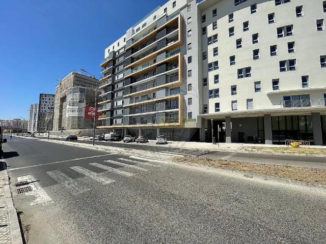 Apartamento alugar em Alto da Faia, Lisboa