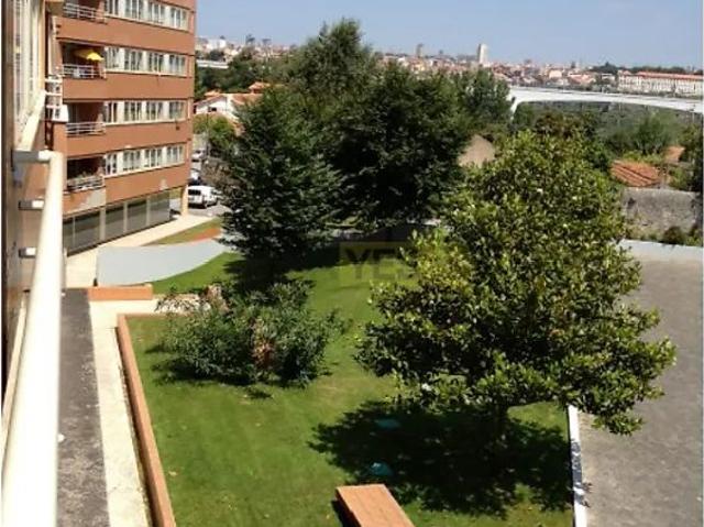 Apartamento alugar em Oliveira do Douro, Vila Nova De Gaia