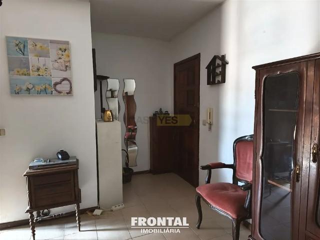 Apartamento alugar em Arroteia, Pedrouços