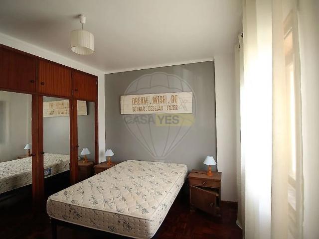 Apartamento alugar em Peniche