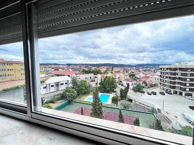 Apartamento alugar em Coimbra (Sé Nova, Santa Cruz, Almedina e São Bartolomeu), Coimbra