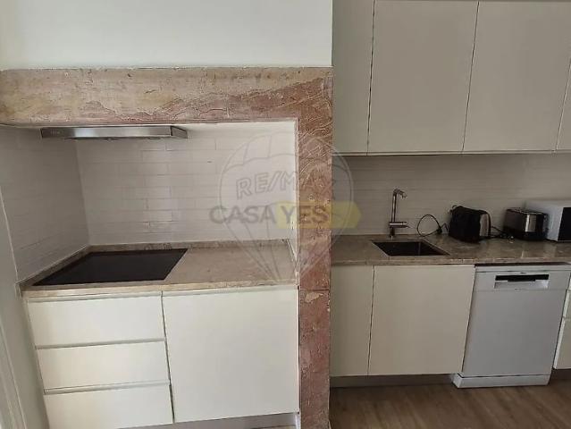 Apartamento alugar em Santo António, Lisboa
