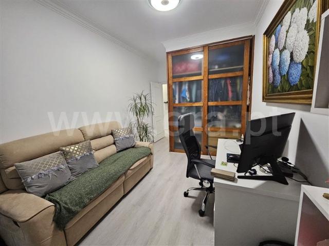 Apartamento alugar em Santo António da Caparica, Almada