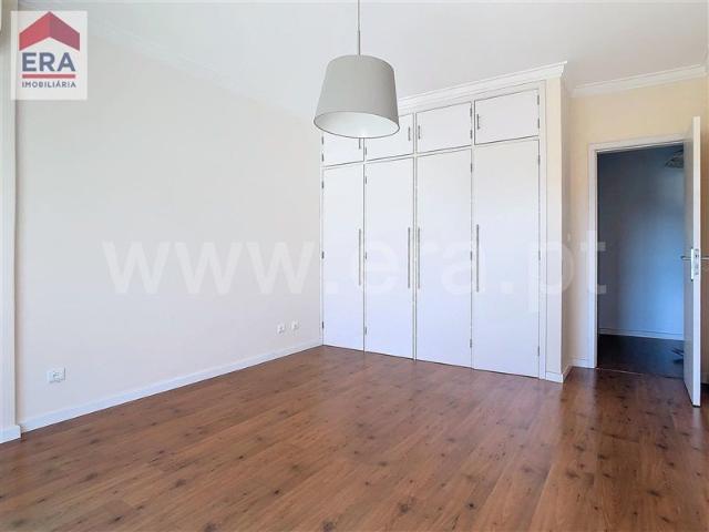 Apartamento alugar em Cova da Piedade, Almada