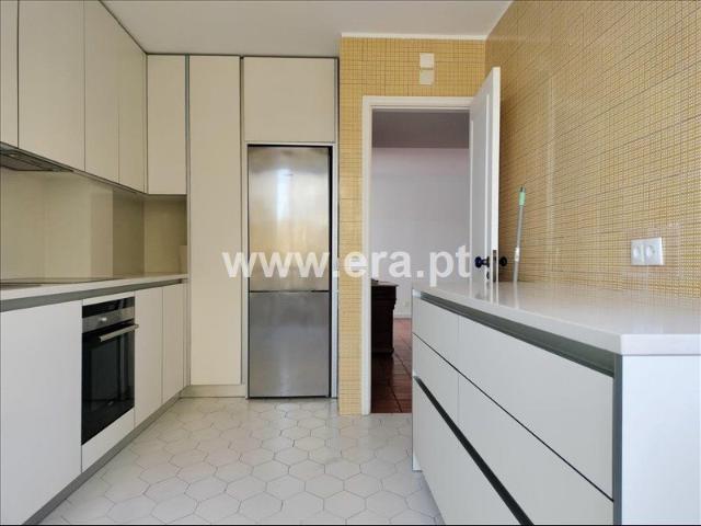 Apartamento alugar em Santo António do Estoril, Cascais