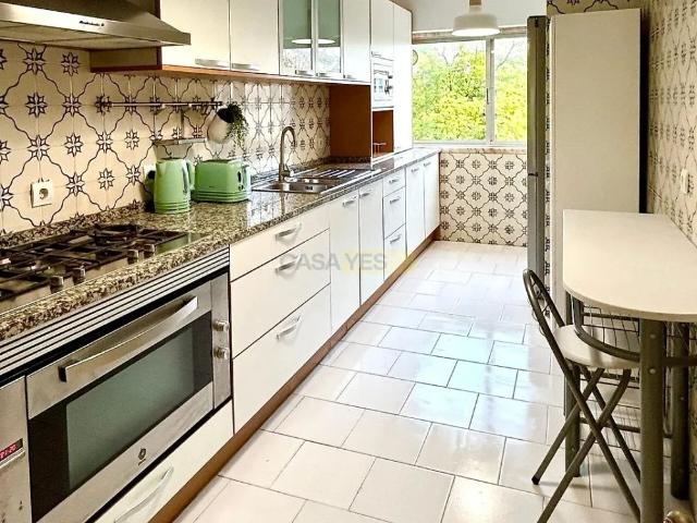 Apartamento alugar em Bairro do Alcaide, Cascais