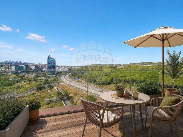 Apartamento alugar em Núcleo Urbano Histórico de Oeiras, Oeiras