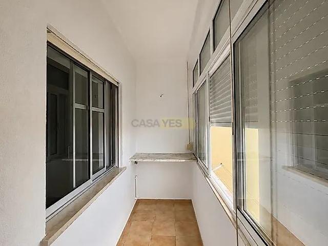 Apartamento alugar em Caranguejais, Almada