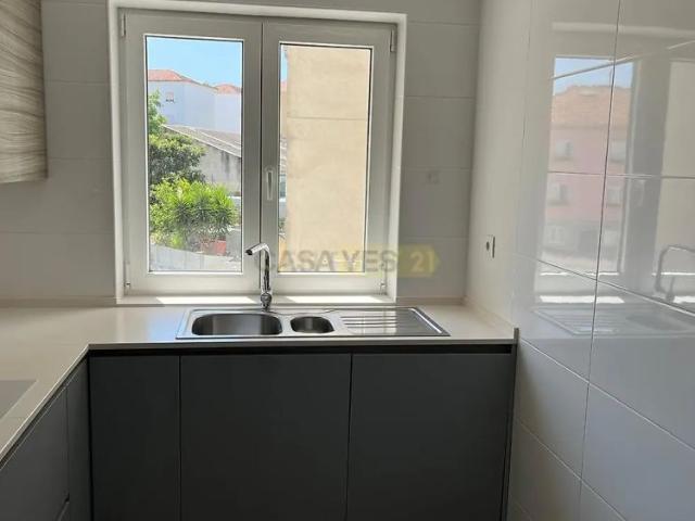 Apartamento alugar em Cova da Piedade, Almada