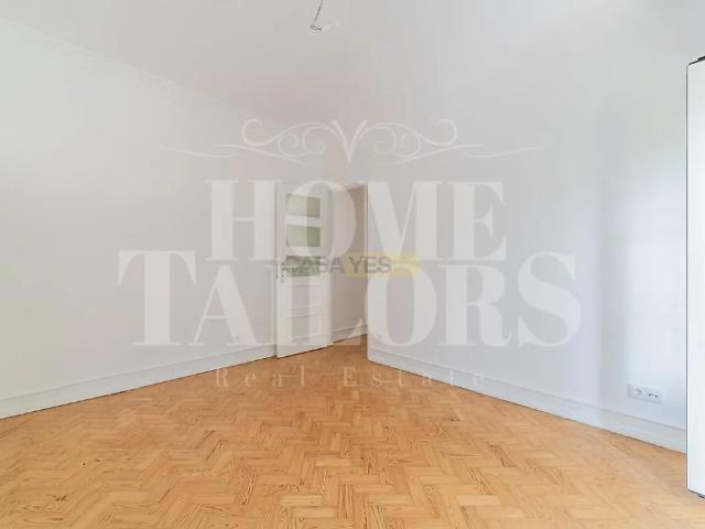 Apartamento alugar em São João de Brito, Lisboa