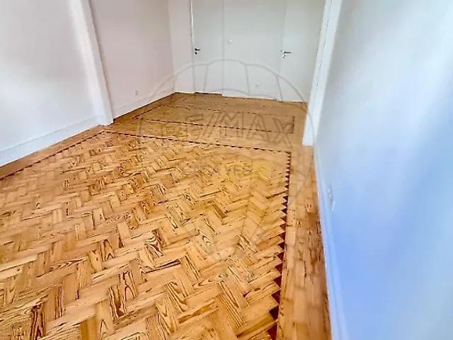 Apartamento alugar em Pena, Lisboa
