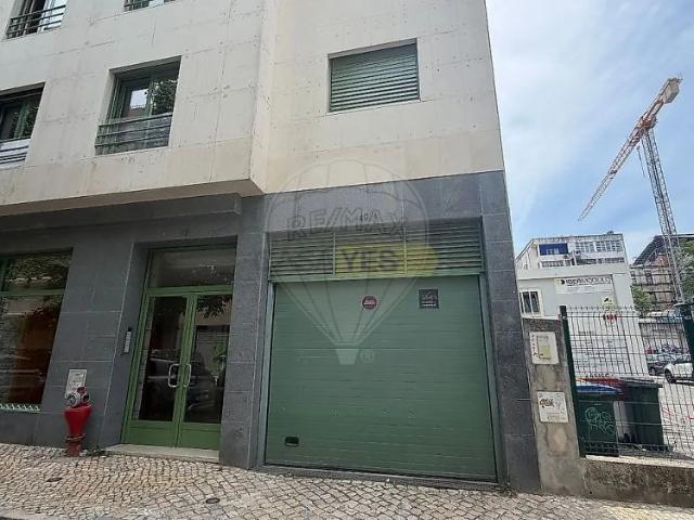 Apartamento alugar em Avenidas Novas, Lisboa