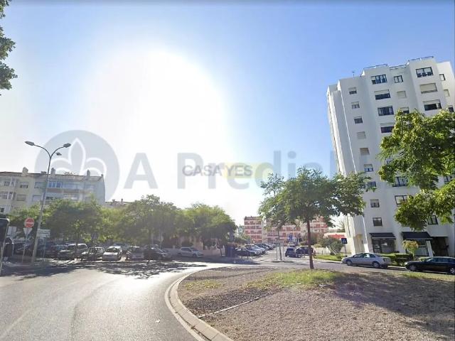 Apartamento alugar em Benfica, Lisboa