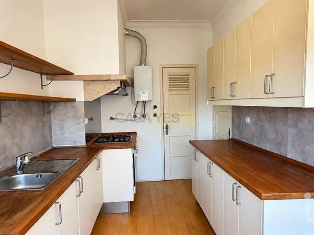 Apartamento alugar em Santo Condestável, Lisboa