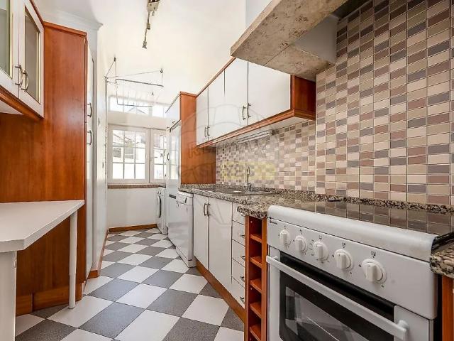 Apartamento alugar em Bairro de Campolide, Lisboa