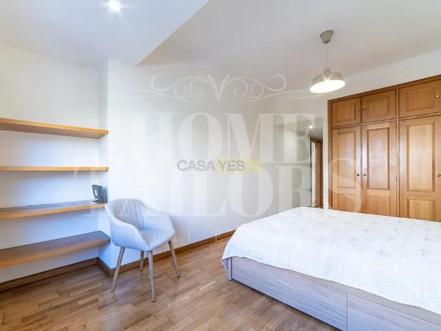 Apartamento alugar em Bairro Vale do Forno, Odivelas