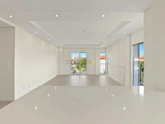 Apartamento alugar em Carcavelos, Cascais