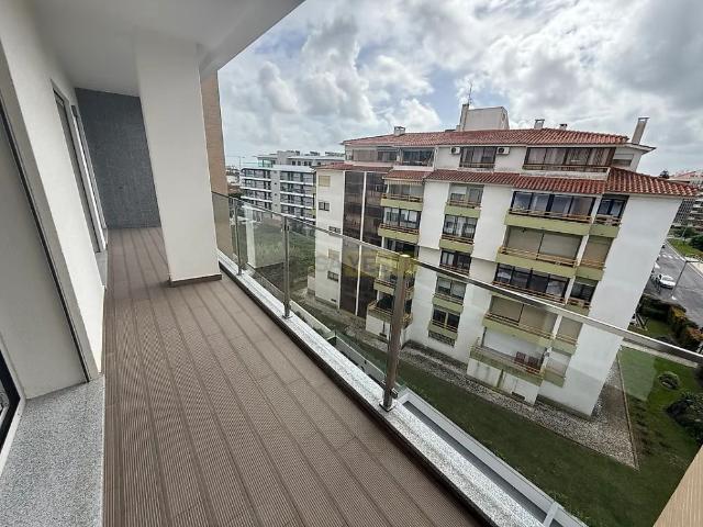 Apartamento alugar em Carcavelos, Cascais