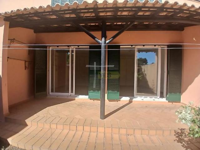 Apartamento alugar em Caranguejais, Almada