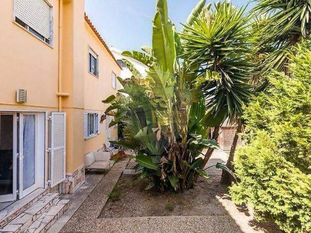 Apartamento alugar em Almada, Setúbal