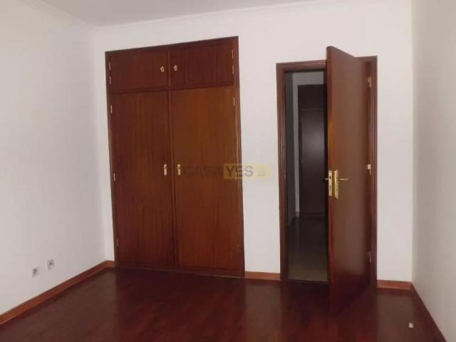 Apartamento alugar em Maia, Barca